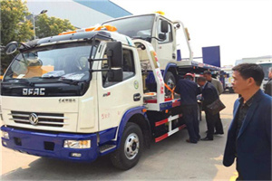 蛟河汽车道路救援拖车价格
